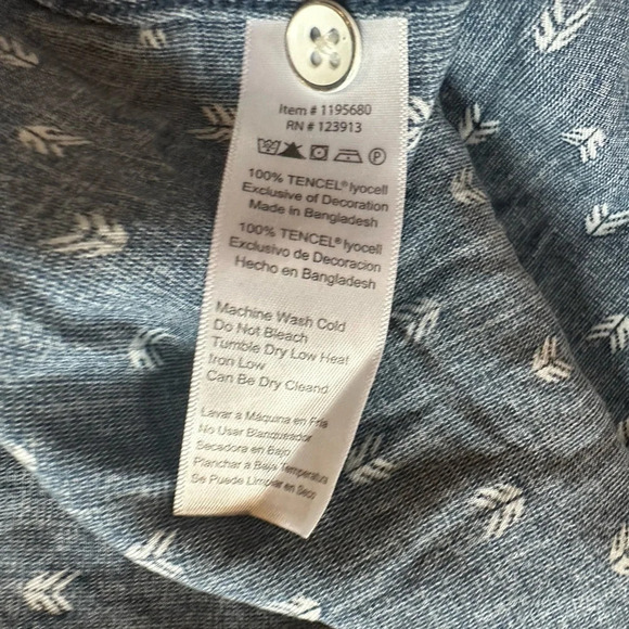 Jach’s Girlfriend Button-Up Chambray Tank Shirt Size Small - Picture 3 of 3